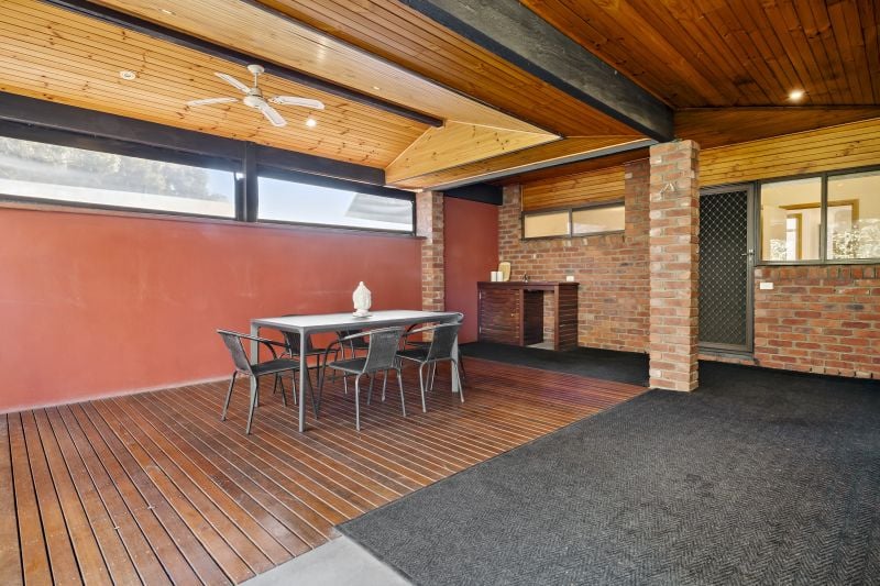 10 Ostia Court, Thomastown