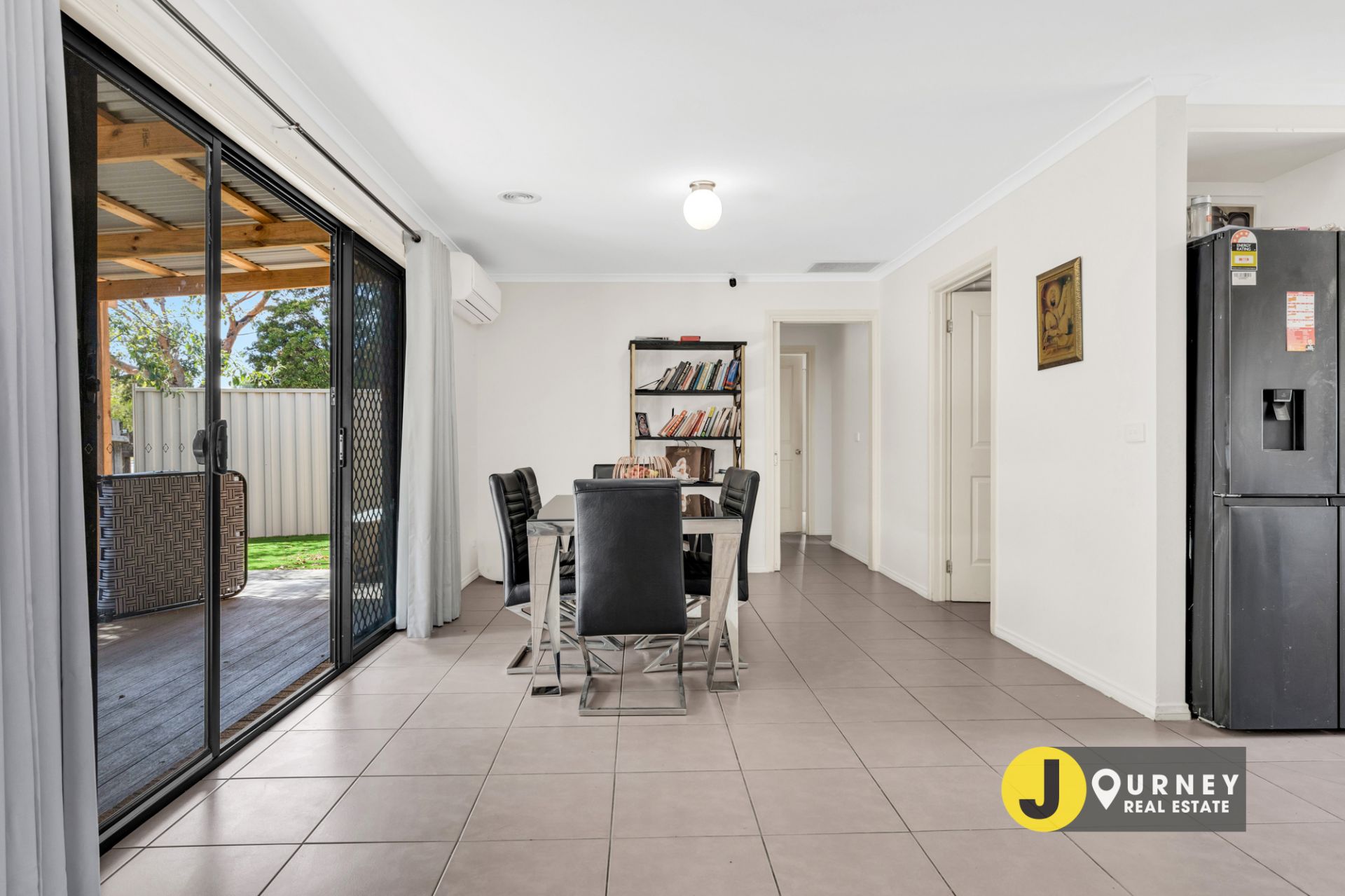 10 Gray Street, Cranbourne North VIC, Cranbourne North - Thumbnail 8
