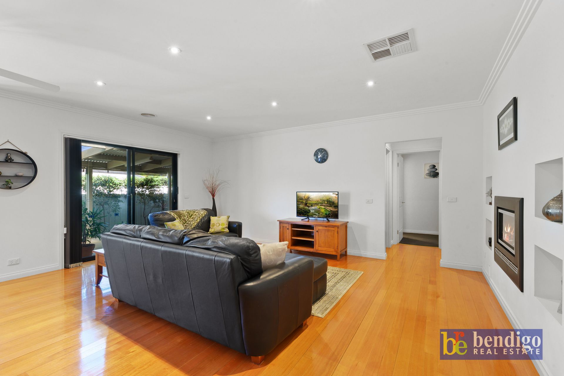 11 Woodlands Drive Eaglehawk VIC, Eaglehawk - Thumbnail 4
