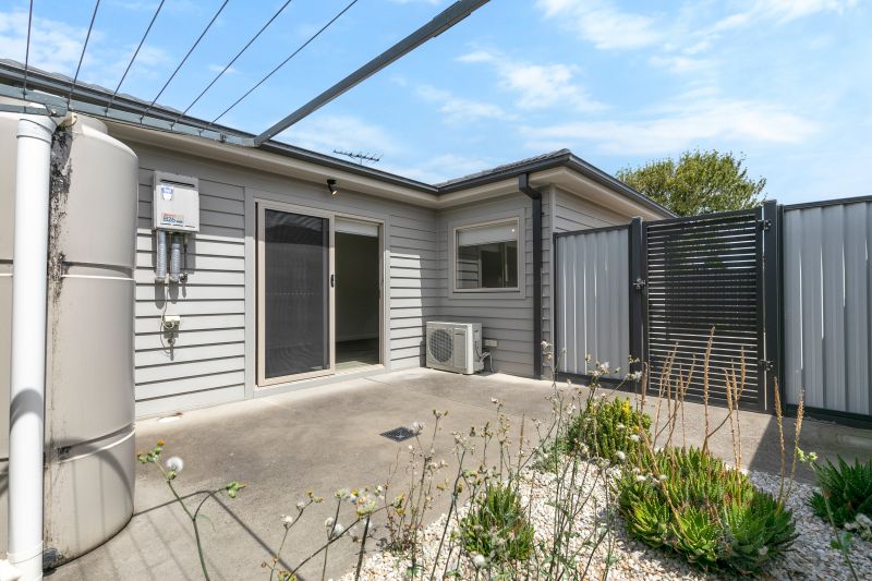 2/17 Cyprus Street, Lalor