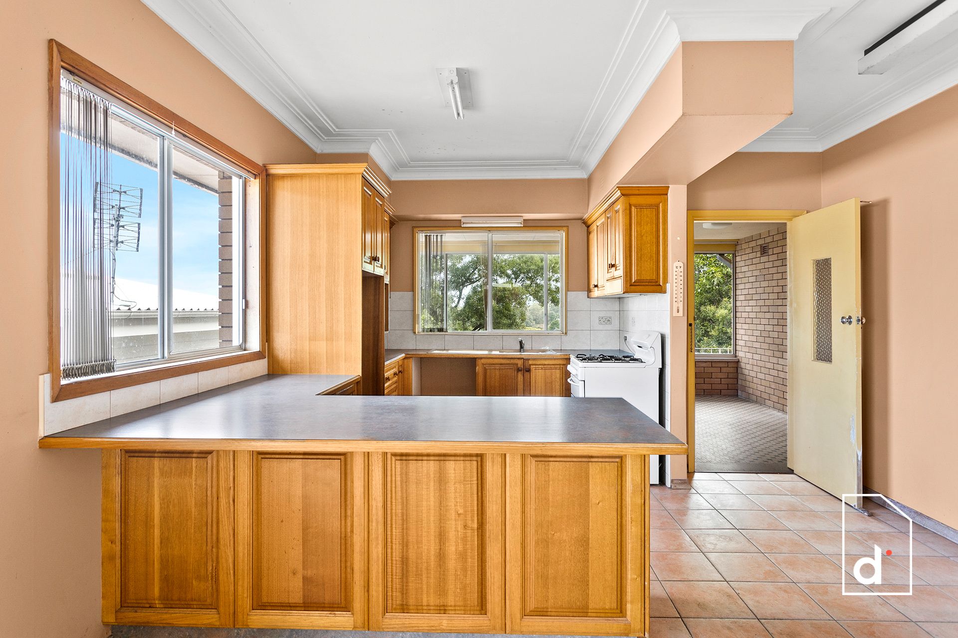 11 Deborah Avenue, Thirroul NSW