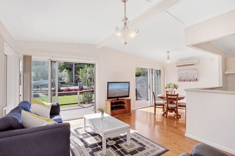 96 Telopea Avenue, CARINGBAH SOUTH, Caringbah South - Thumbnail 2