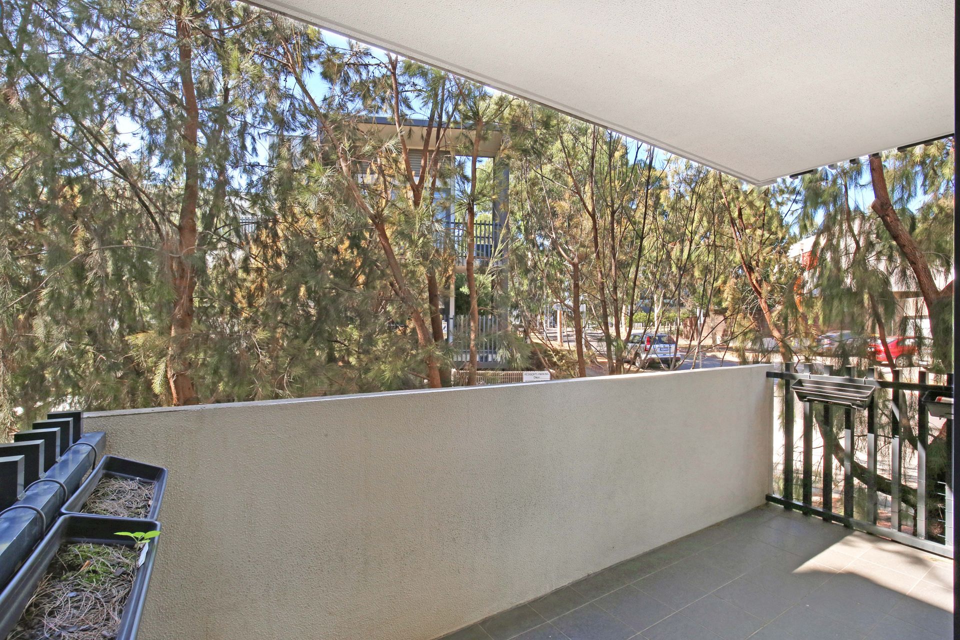 1 bedroom unit!