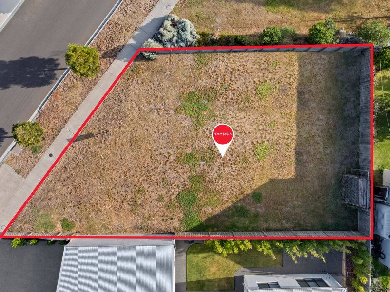 13 Wellington Crescent, Torquay VIC 3228