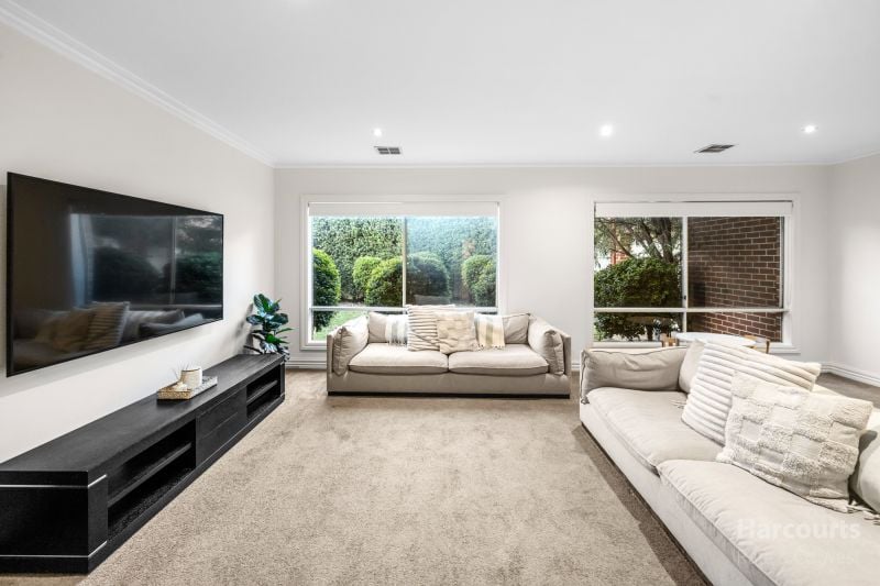 37 St Georges Avenue, Caroline Springs