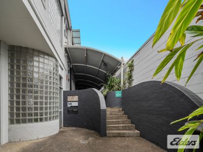 ENTRY LEVEL OFFICE ON LOGAN ROAD!