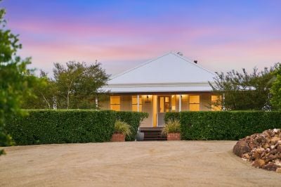 813 Hannam Vale Road, Stewarts River