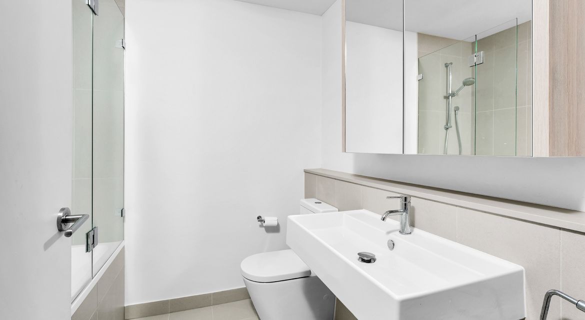 Denham Court 11 Milkmaids Lane