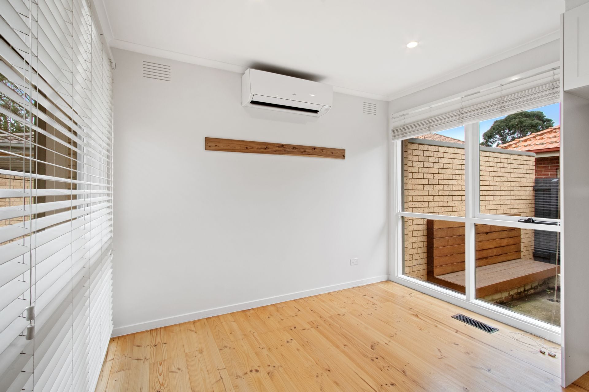 Stunning unit in premium locale