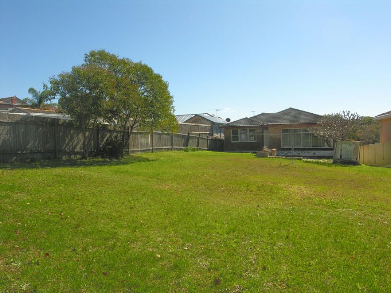 10 Cook Street, CARINGBAH, Caringbah - Thumbnail 3