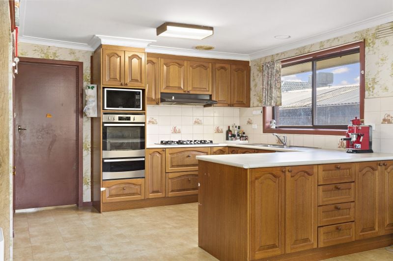 17 Dennis Street, Lalor