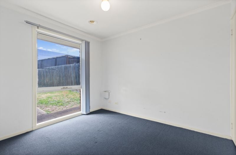 25 The Seekers Crescent, Mill Park