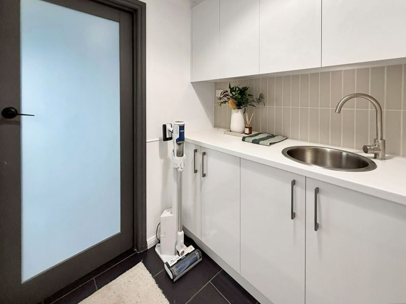 Spacious & Low-Maintenance Living in Peaceful The Oaks