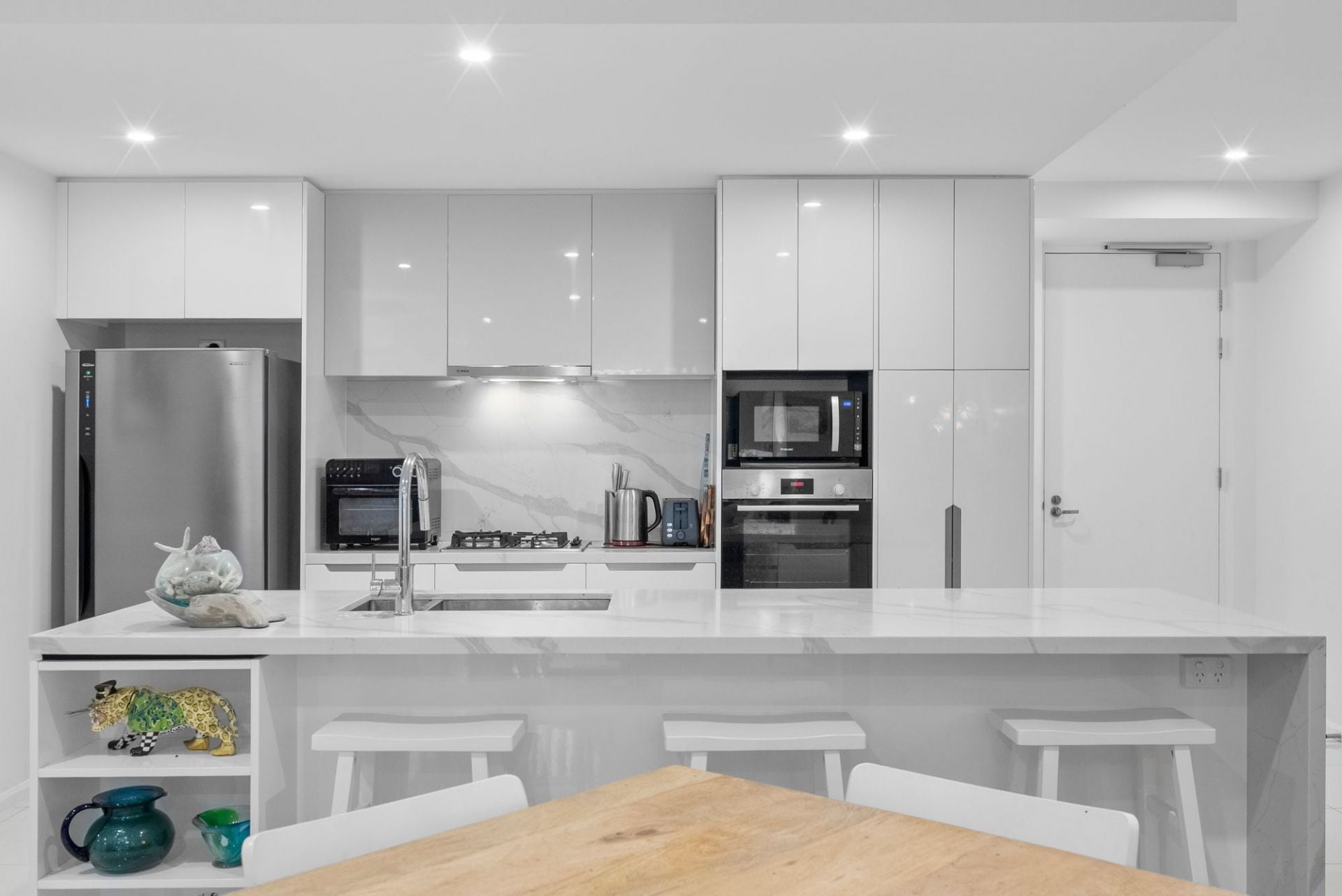 117/59 Marine Parade REDCLIFFE QLD,  - Thumbnail 2