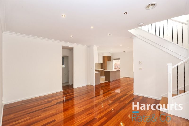 3/1 Leamington Street, Reservoir
