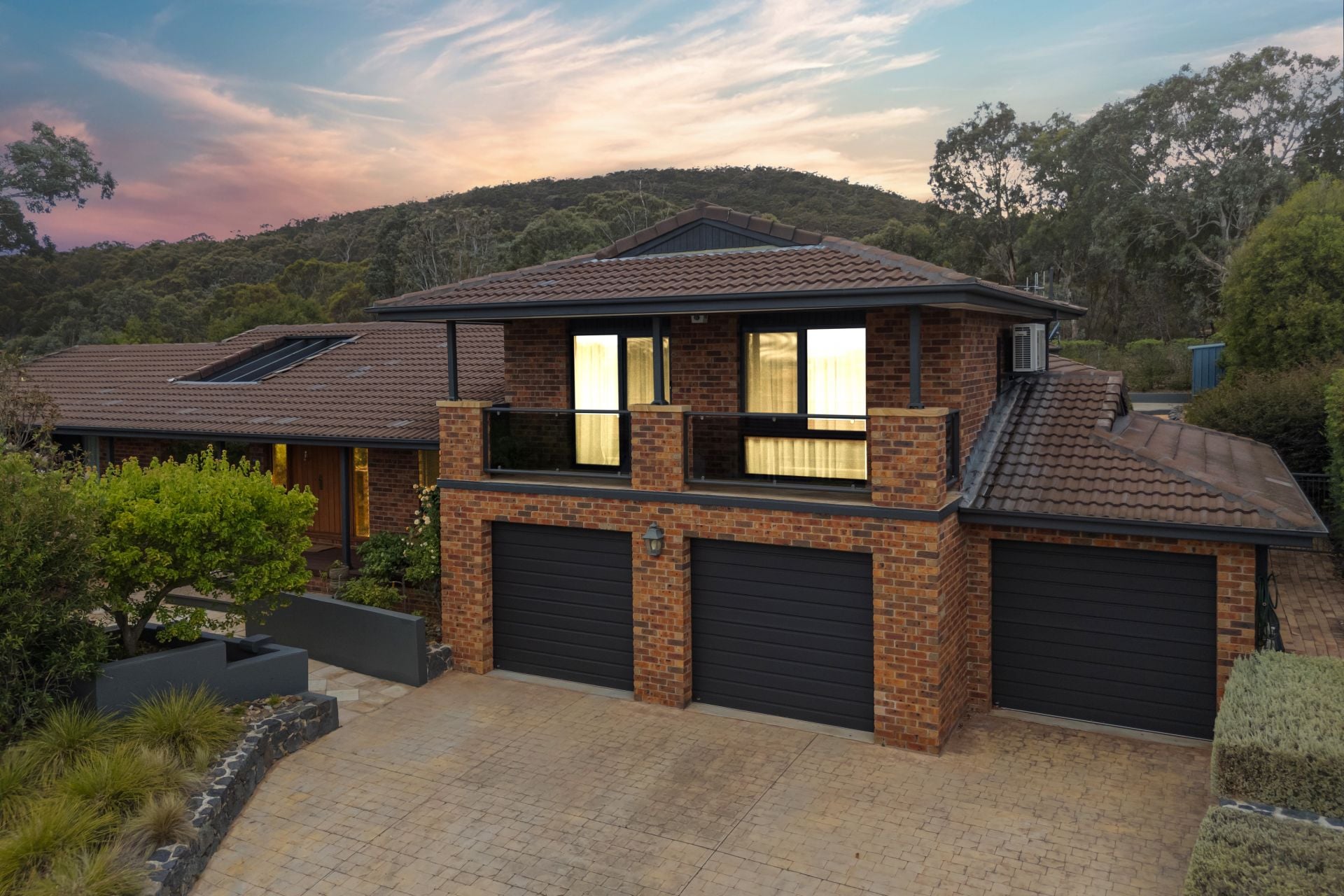 31 Halloran Drive Jerrabomberra NSW, Jerrabomberra - Image 1