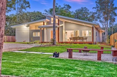 8 Galena Grove, Lake Cathie