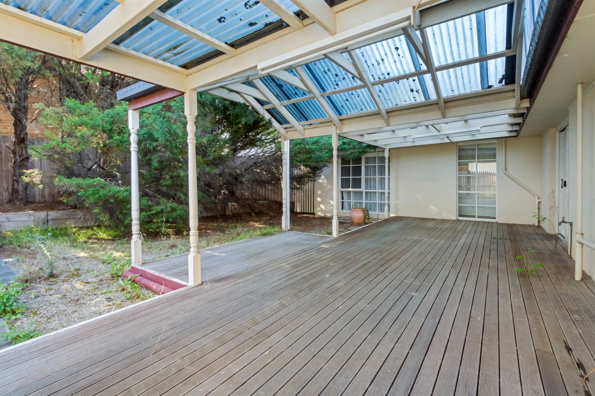 Beautifully Presented Family Home!