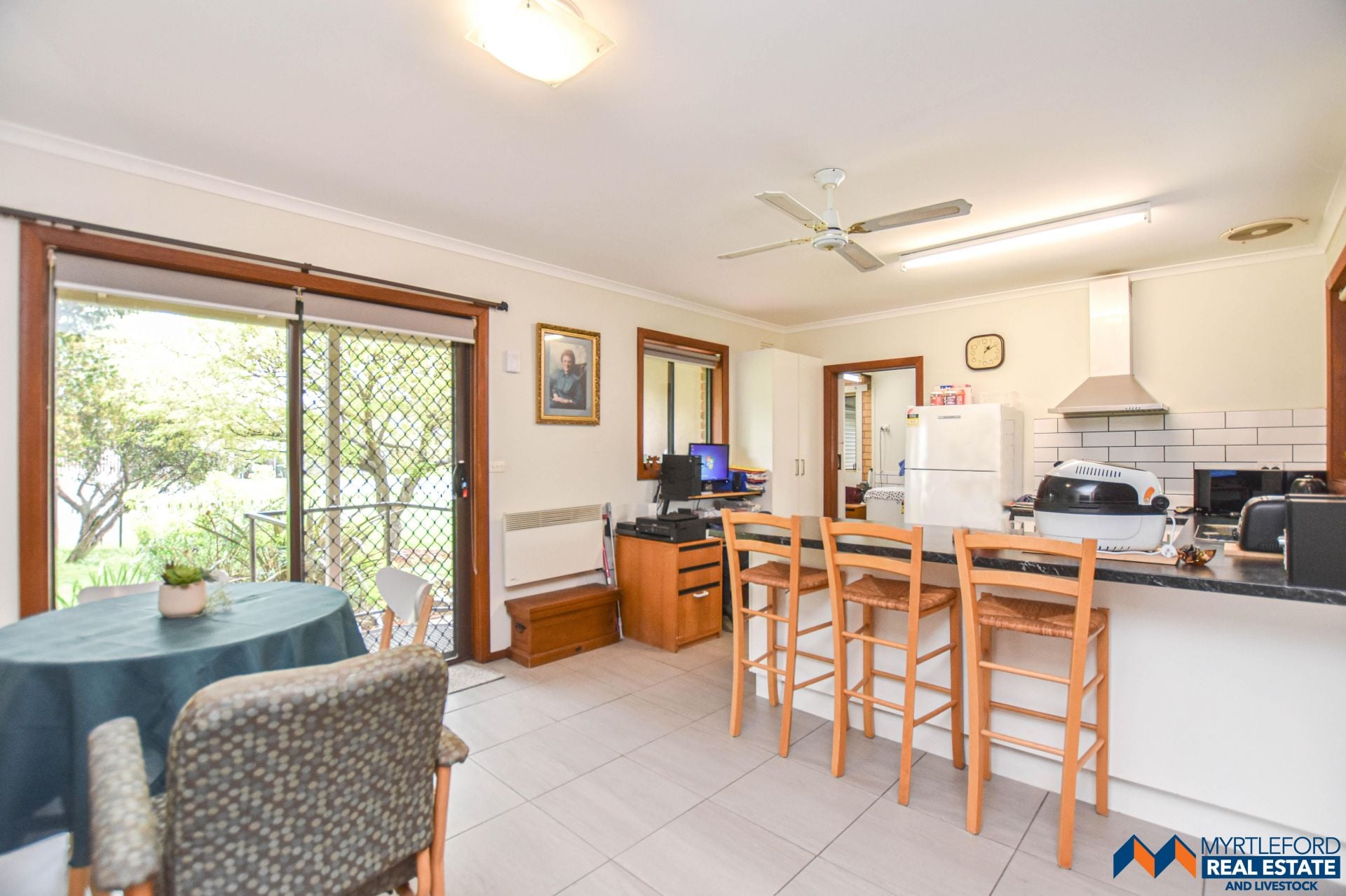 3 O'Donnell Avenue, MYRTLEFORD, Myrtleford - Thumbnail 6
