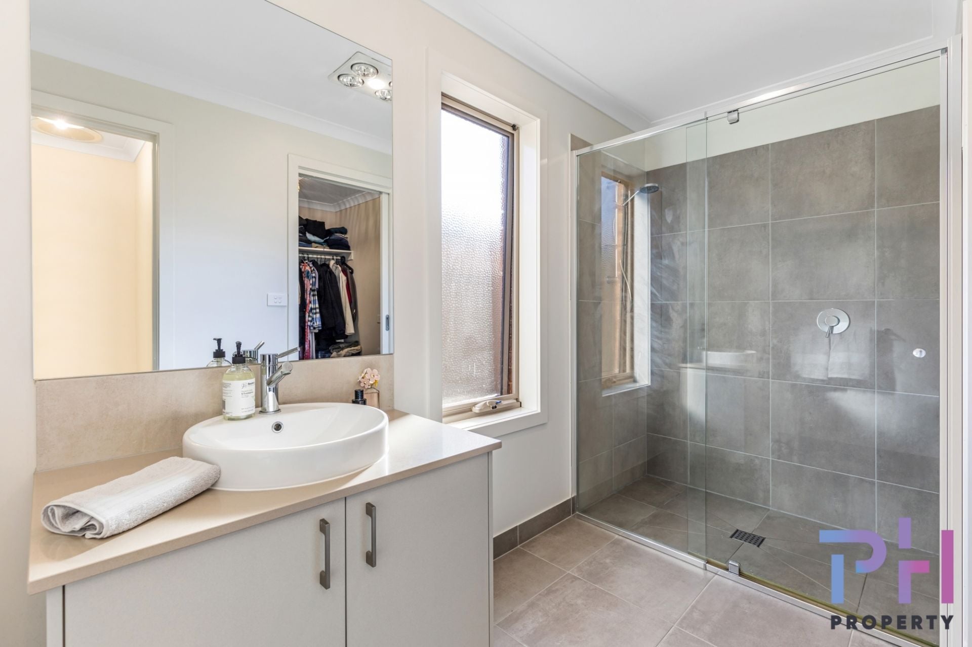 18 Ashbourne Way KANGAROO FLAT VIC, Kangaroo Flat - Thumbnail 8