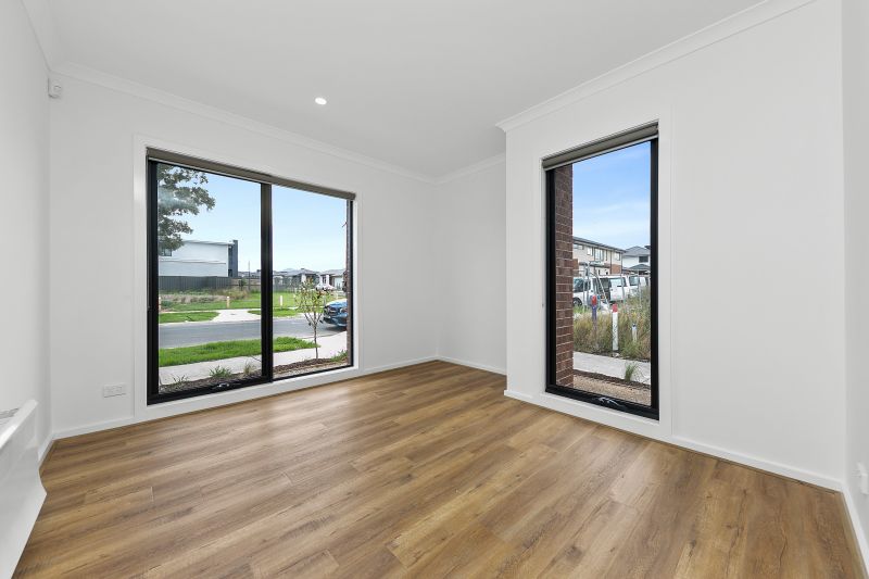 1 Nyon Walk, Wollert