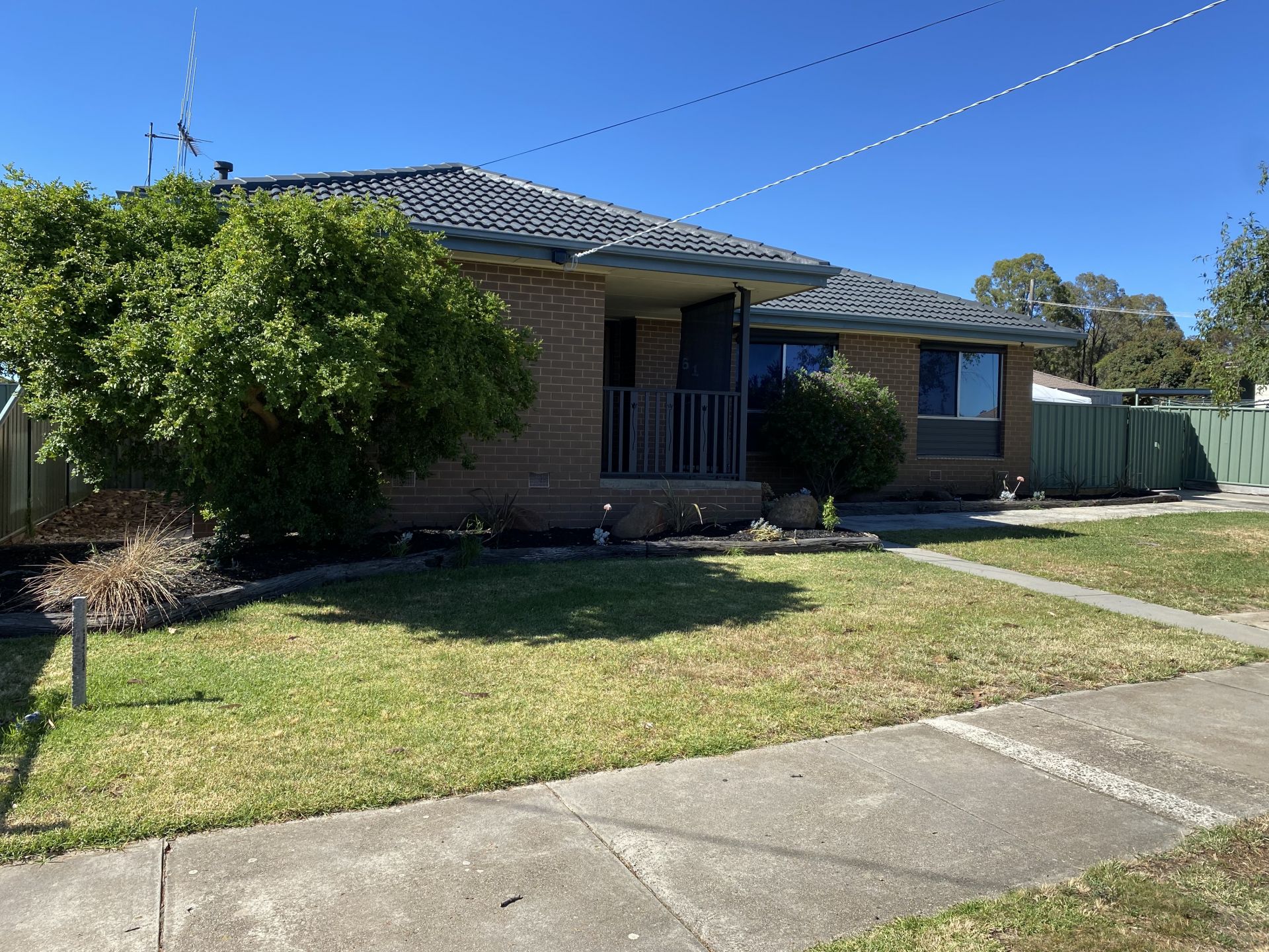 61 Derwent Drive Long Gully VIC, Gully - Thumbnail 2