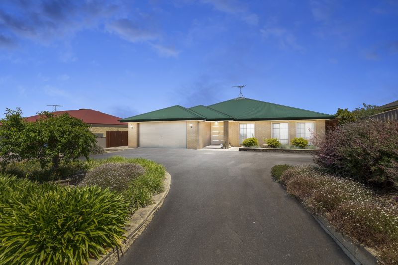 114 Roulston Way, Wallan