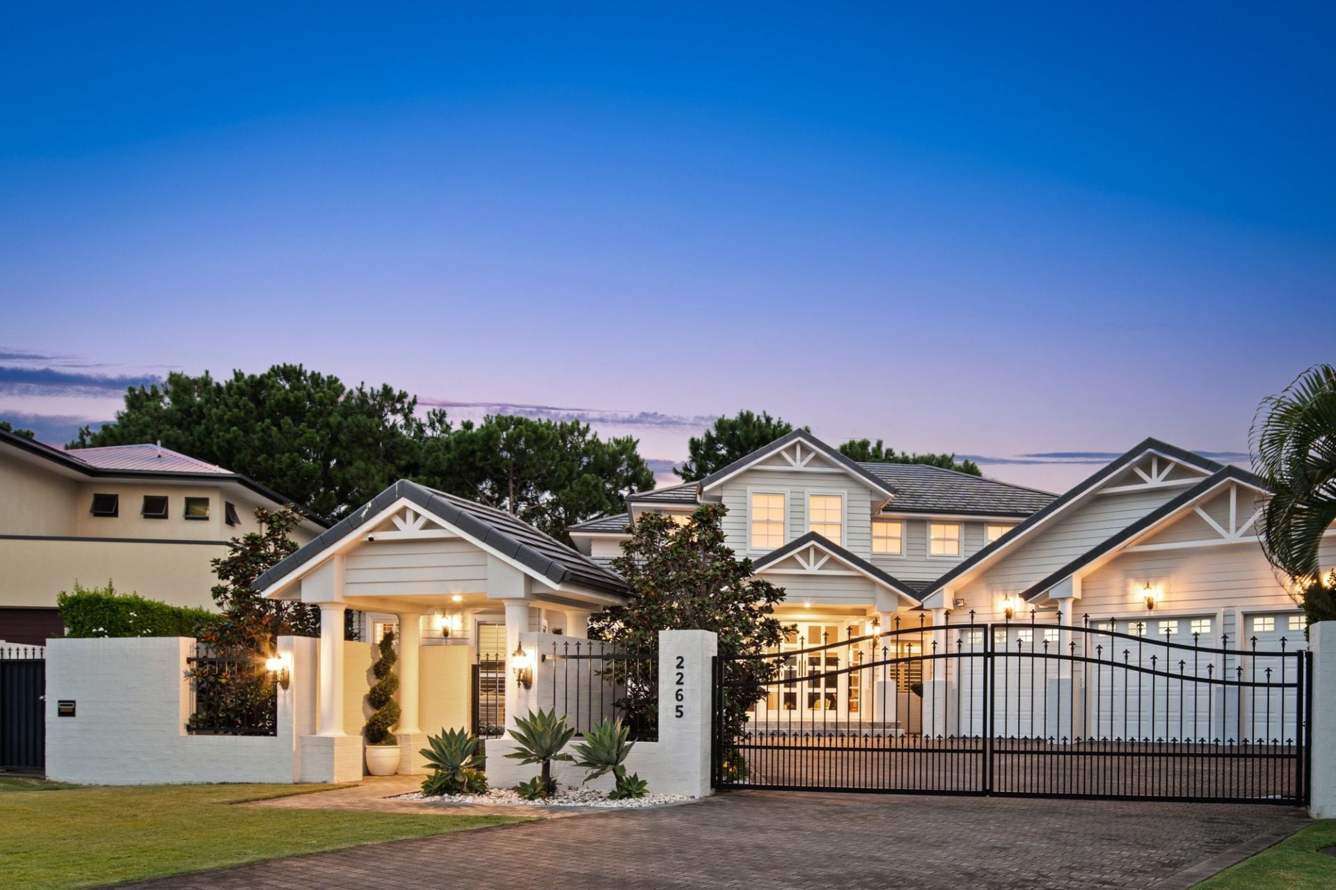 2265 Banksia Lakes Drive, Sanctuary Cove - Thumbnail 6