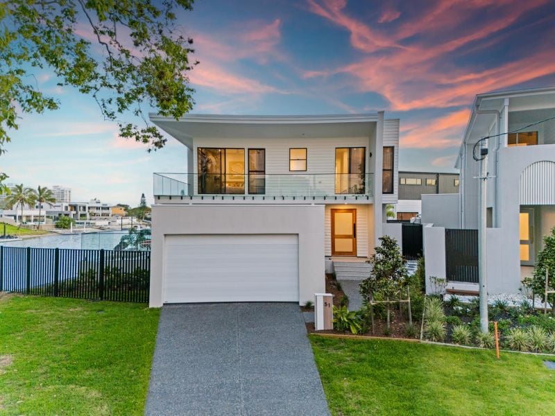 51 Rudd Street, Broadbeach Waters - Thumbnail 4
