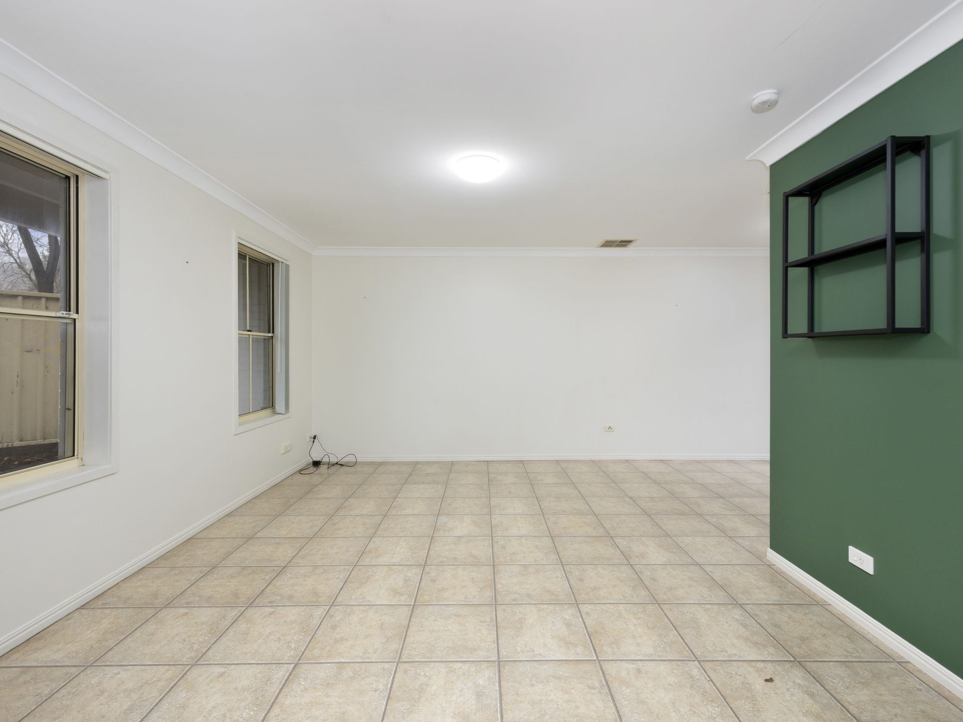 6/3 Richmond Mews, Mardi, Mardi - Thumbnail 2