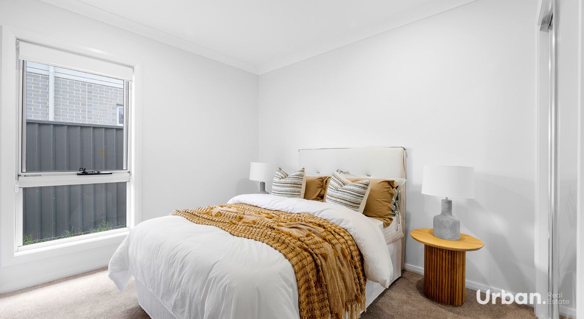 Albion Park 48 Holroyd Street