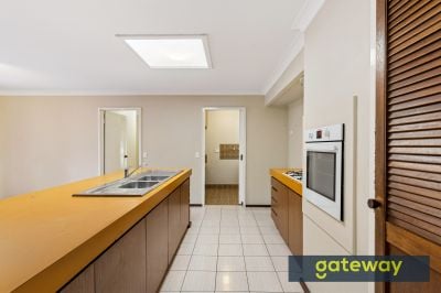 14 Waraker Way, Leeming