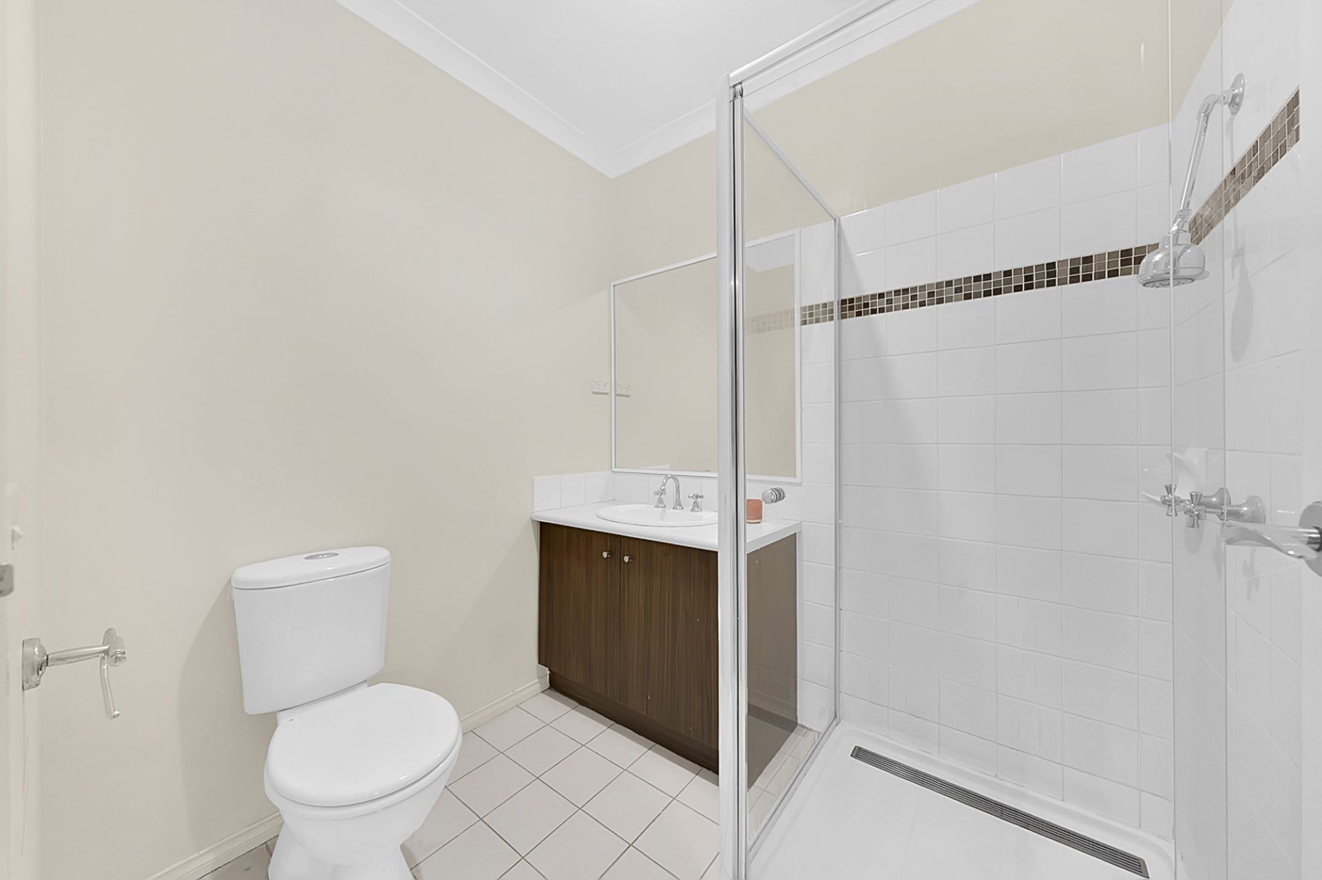 Stylish Modern Living in Prime Location!