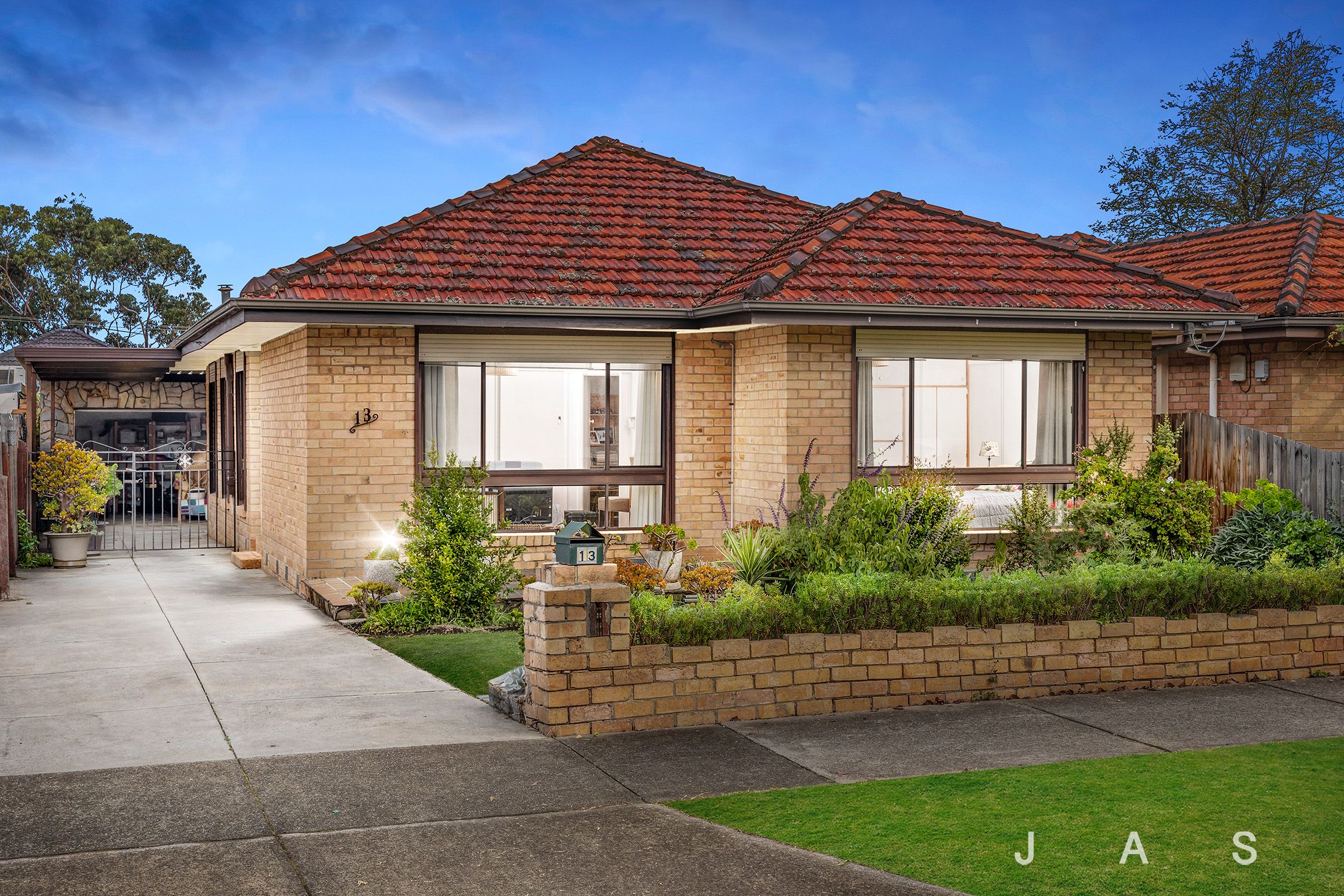 13 Napoleon Street West Footscray VIC, West Footscray - Thumbnail 2
