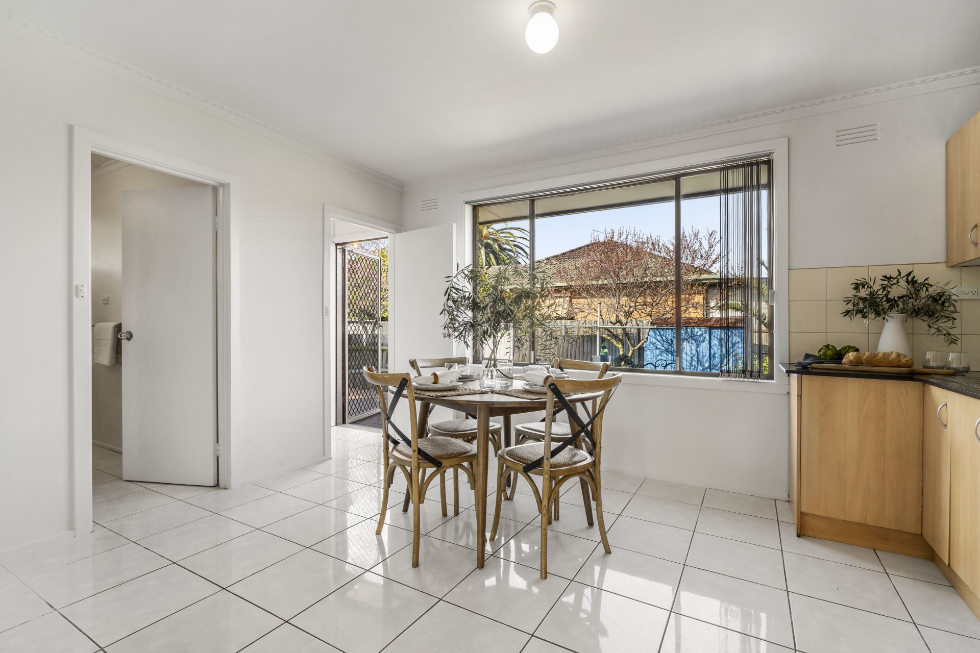 Spacious Single Level Villa, Fabulous Locale