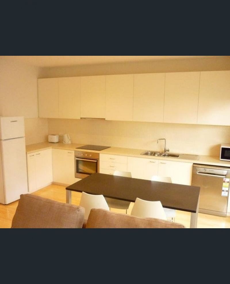 16 Waxflower Crescent, Bundoora