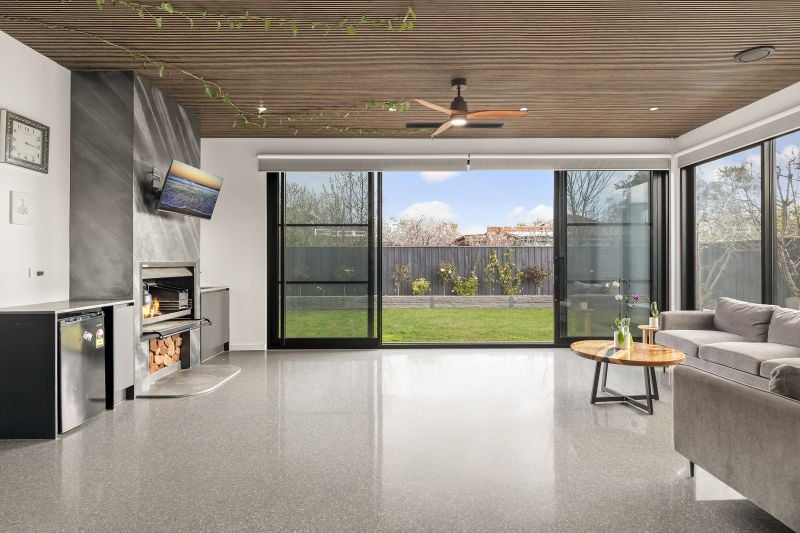 101 Derrick Street, Lalor