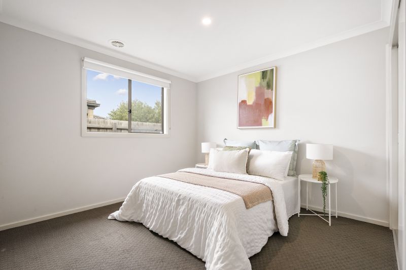 8 Cerridwen Street, Epping