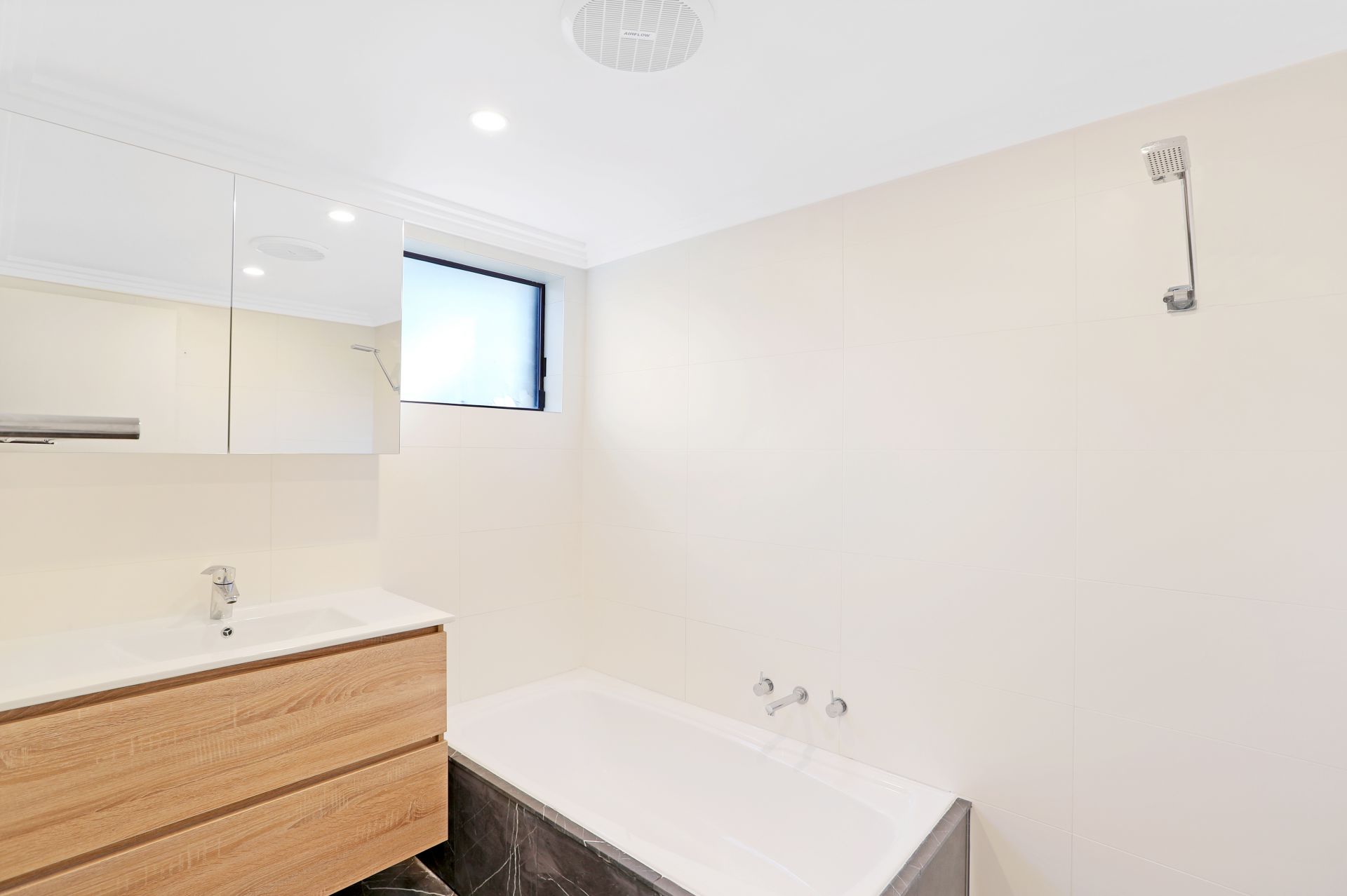 7/9 Gannon Avenue, DOLLS POINT, Dolls Point - Thumbnail 6