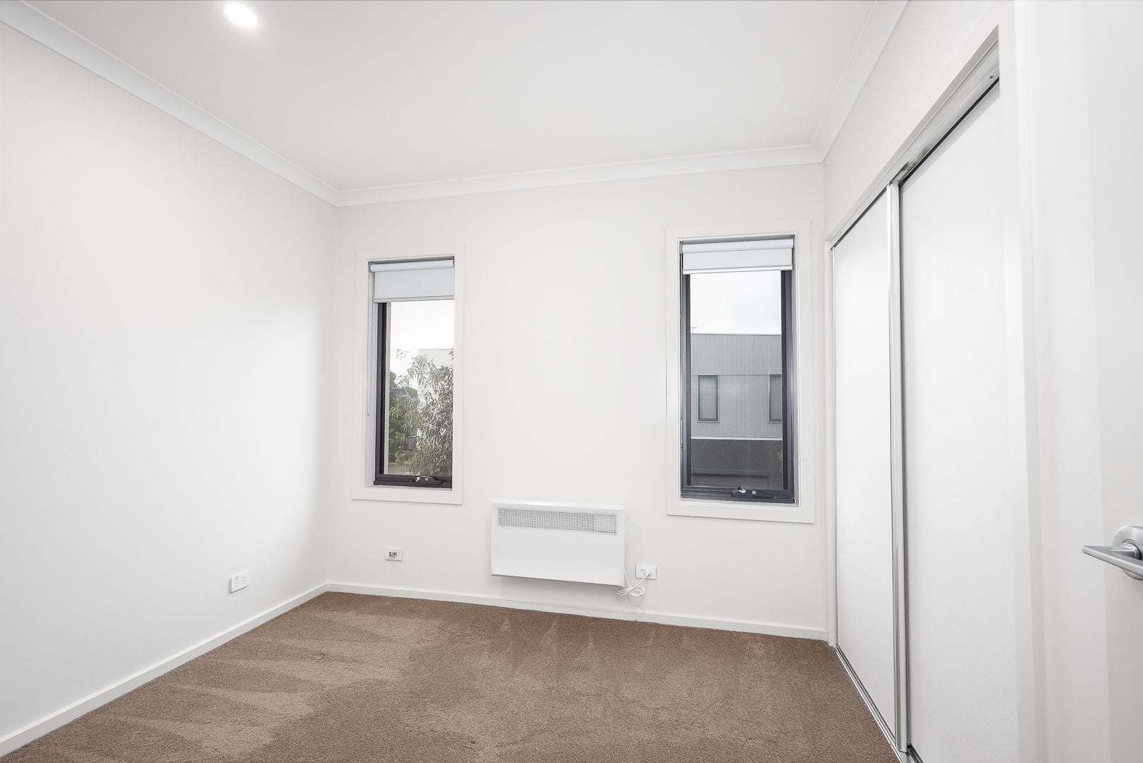 Modern 4 bedroom Home