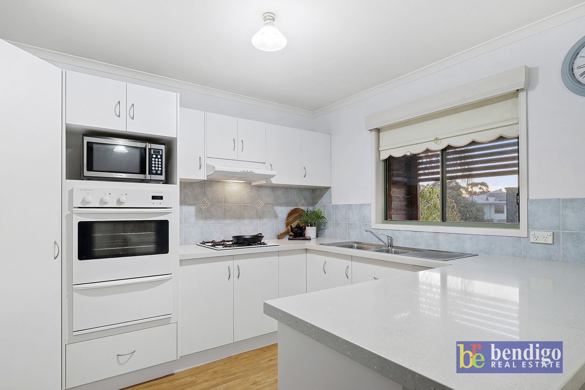 9 Davey Close Flora Hill VIC, Hill - Thumbnail 3