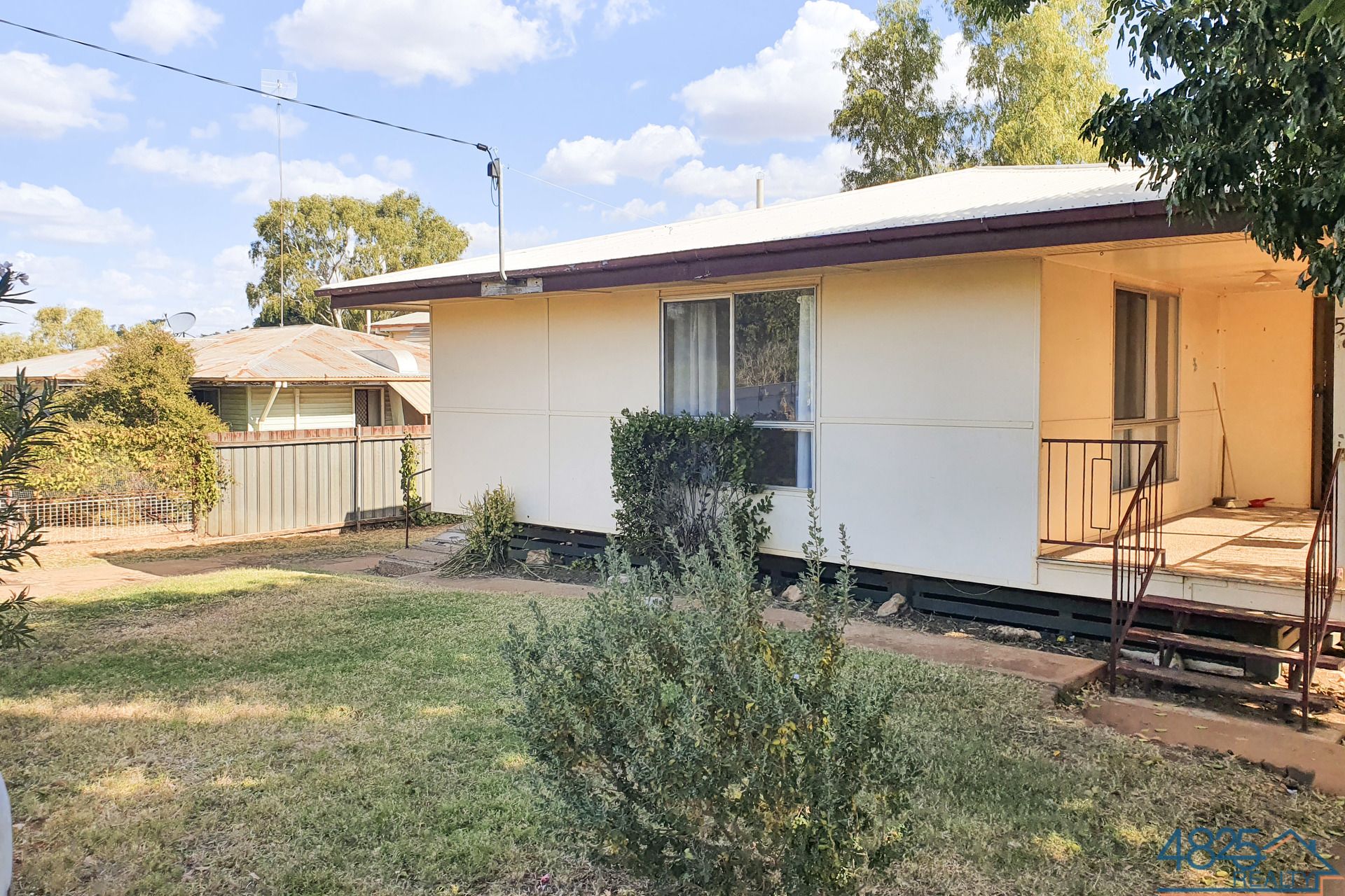 57 Opal Street Mount Isa QLD, Mount Isa City - Thumbnail 2
