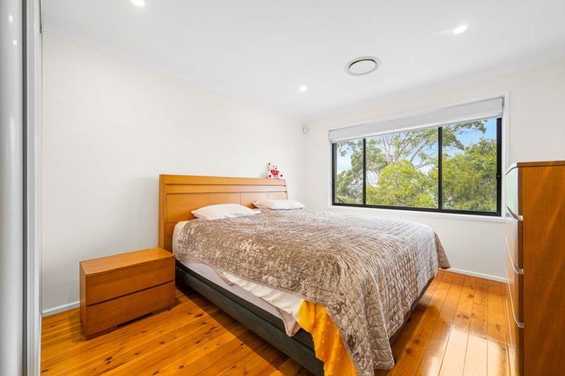 4 Flat Rock Road Gymea Bay NSW, Gymea Bay - Thumbnail 5