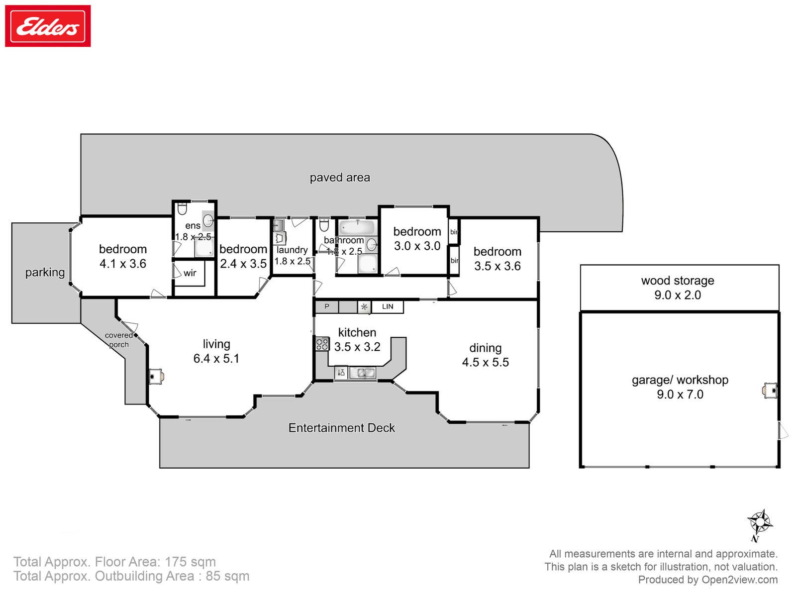 FAMILY HOME IN OYSTER COVE