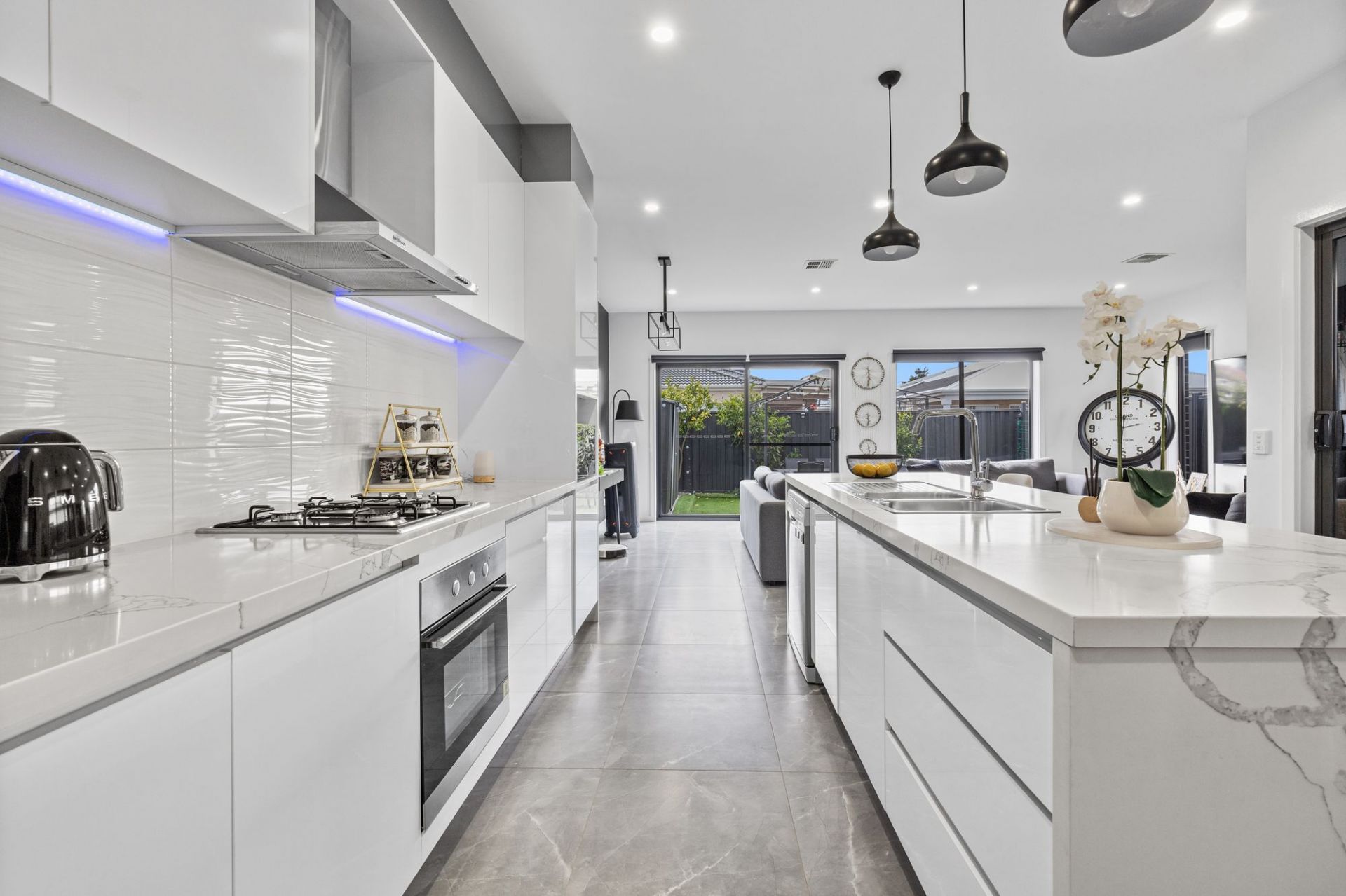 Stylish, Modern Living in a Prime Lalor Location