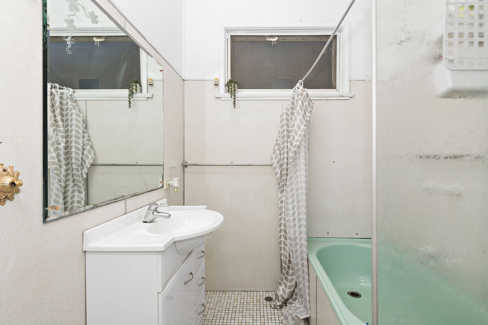 112 Blakesley Road, South Hurstville, South Hurstville - Thumbnail 8