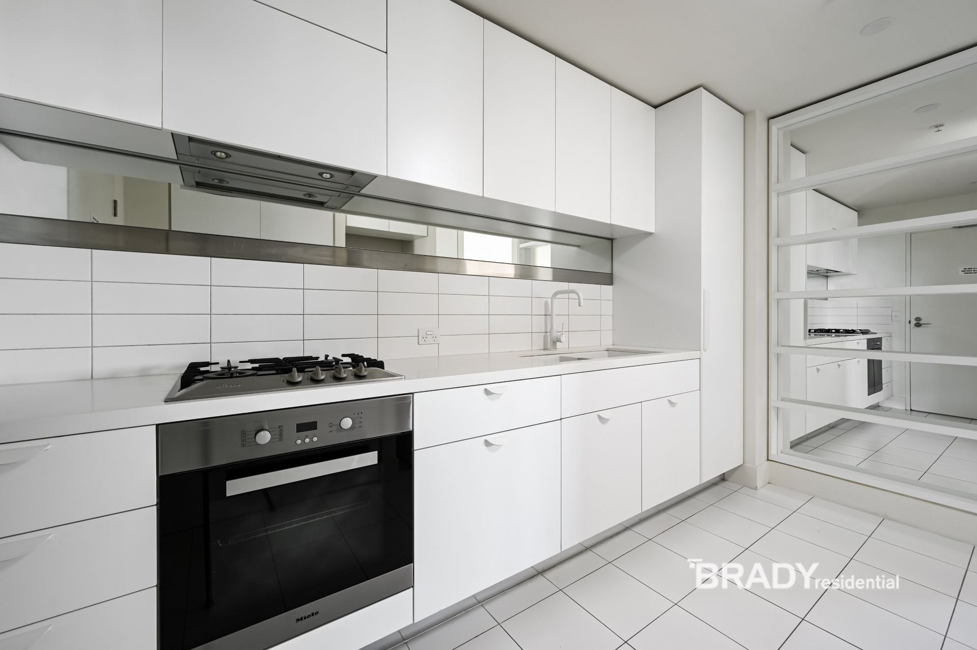 5807/500 Elizabeth Street Melbourne VIC, Melbourne - Thumbnail 4