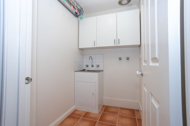 2/58 Livingstone Street, Coburg North