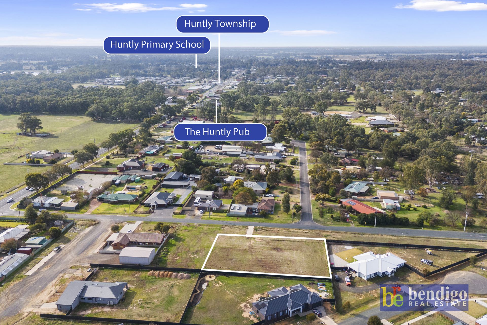2/10 Ligar Street Huntly VIC, Huntly - Thumbnail 2