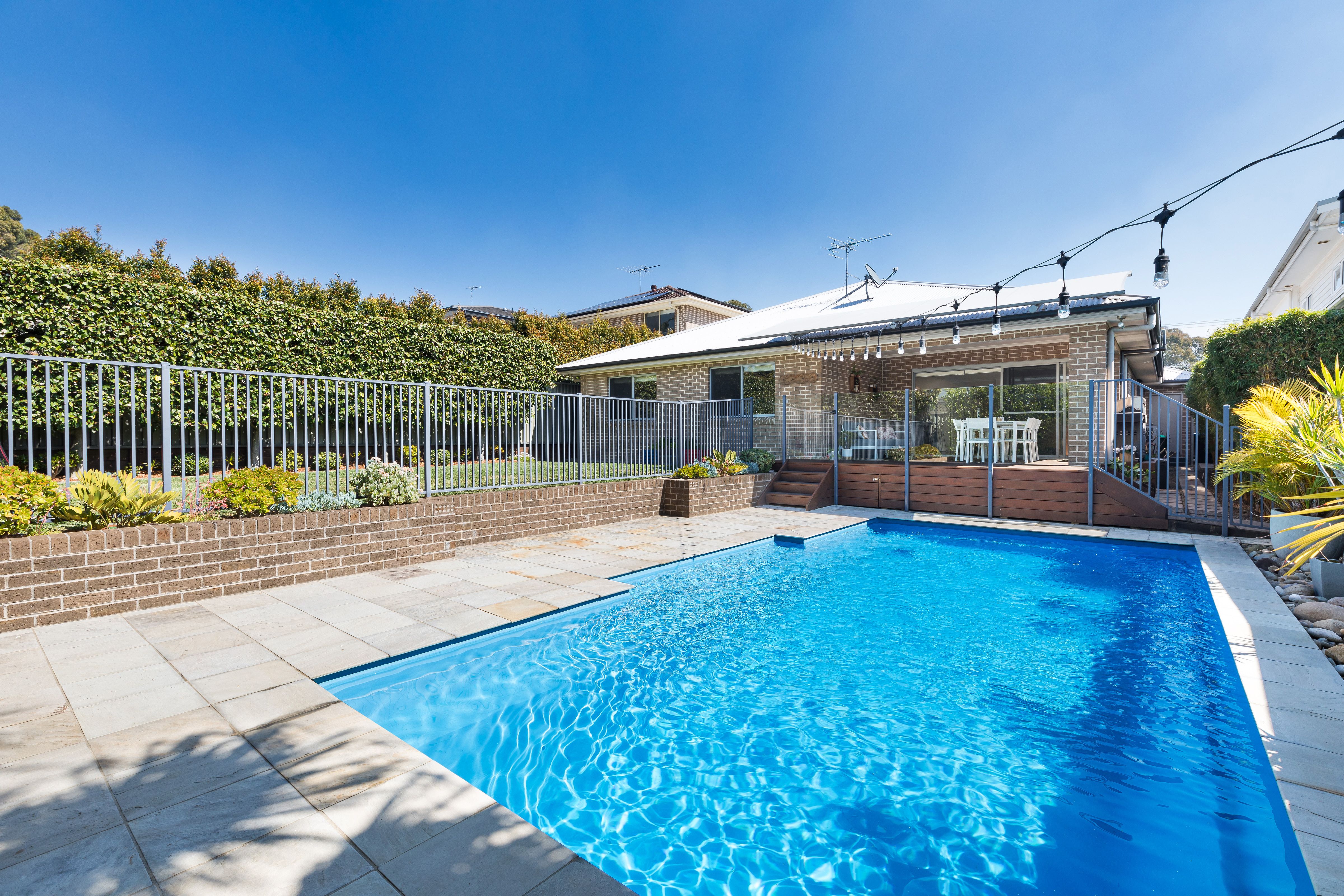 16 Arcadia Avenue WOOLOOWARE 2230